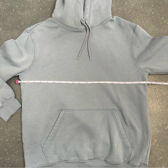 H&M Relaxed Fit Hoodie - Picture 6 of 6